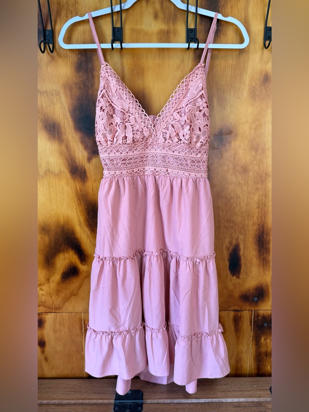 Lace-Trim Spaghetti Strap Mini Dress in Dusty Pink